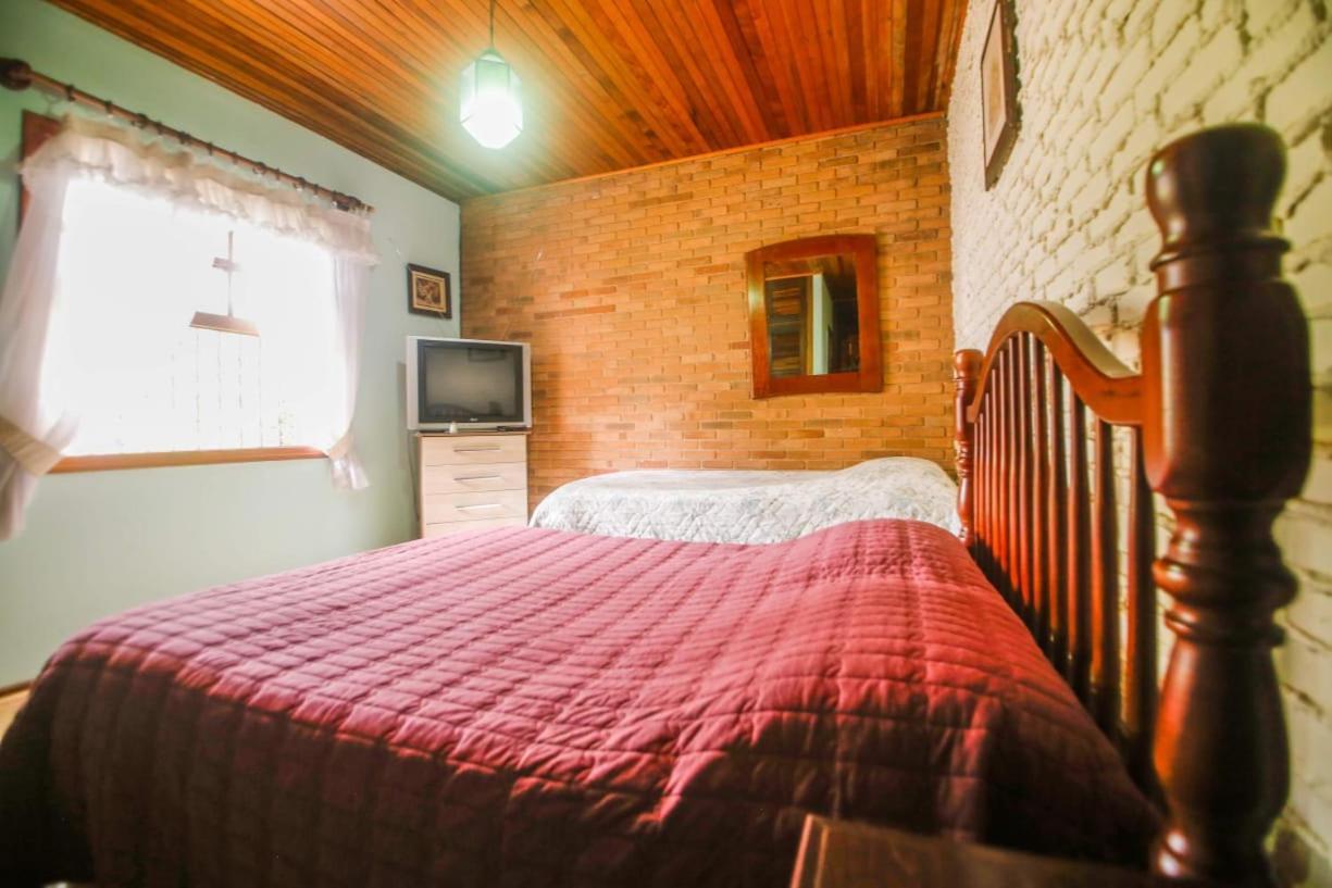 Standard Family Room,1021965265:JPEG