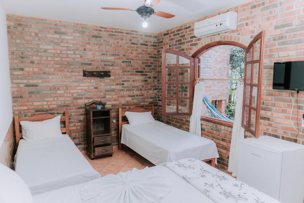 Family Room,1239476743:JPEG