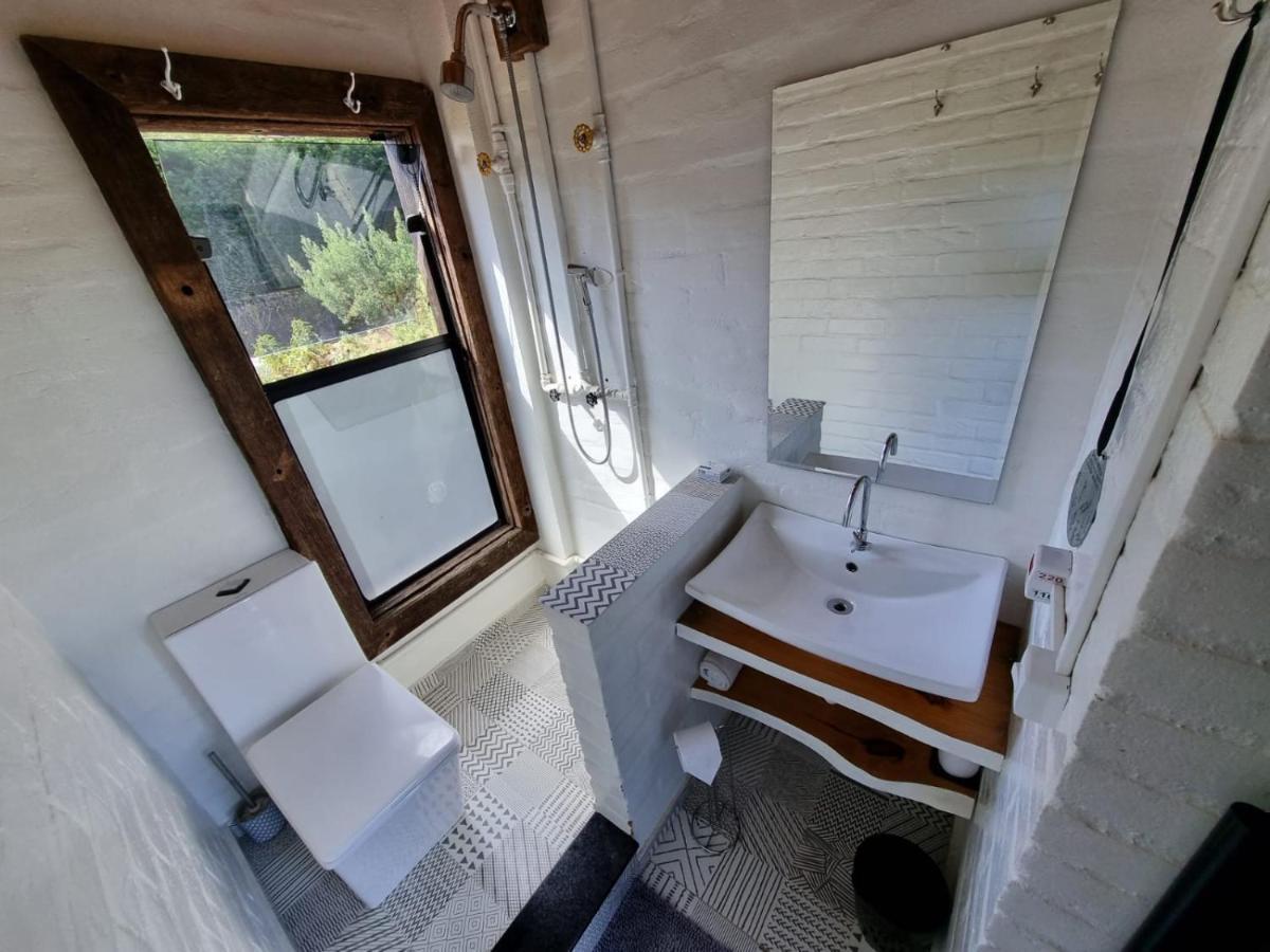 Suite with Mountain View,1306067053:JPEG