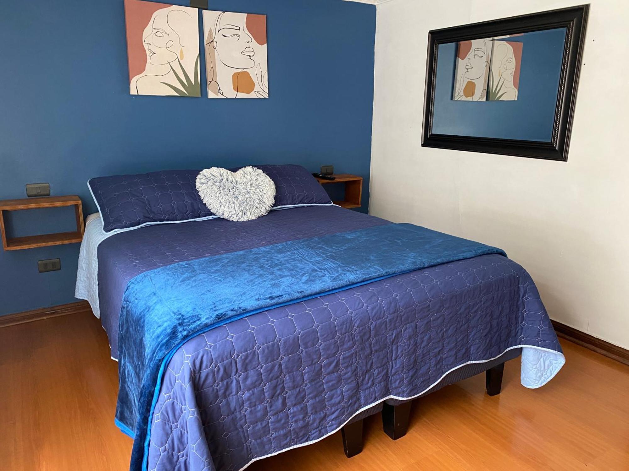 Quarto Triplo com Banheiro Privativo