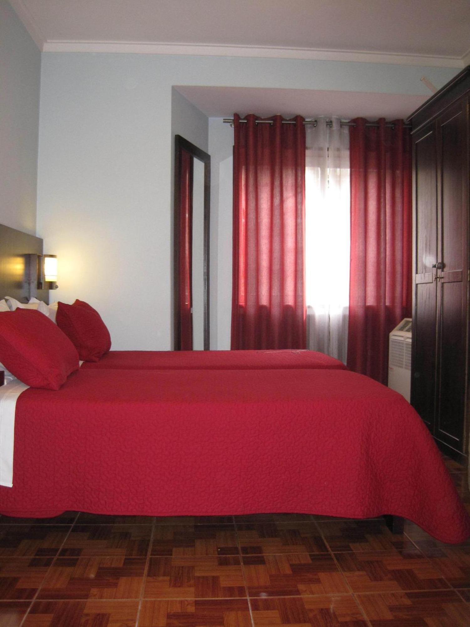 Triple Room,1215935899:JPEG