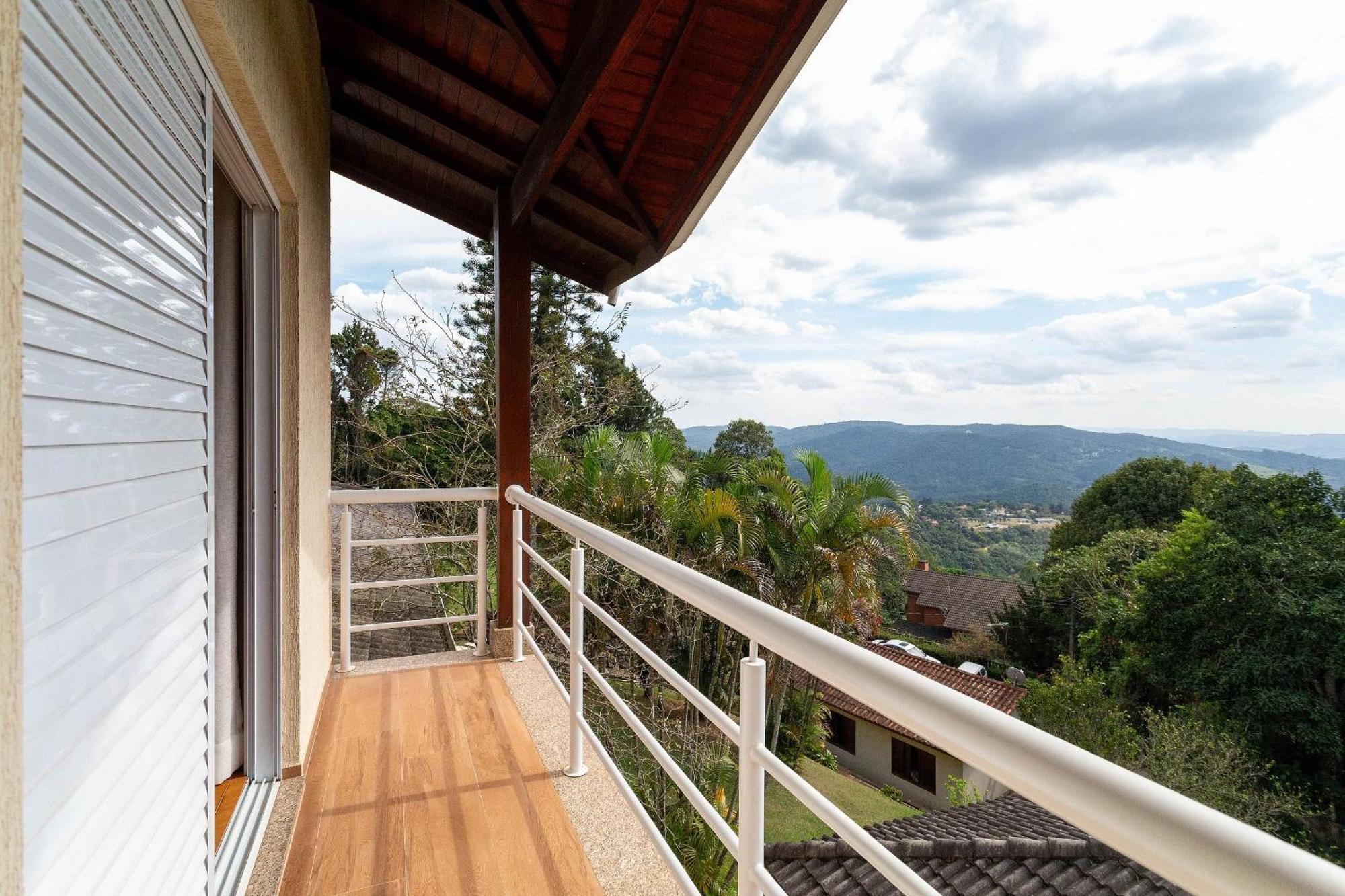 Studio Terrace,1590624501:JPEG