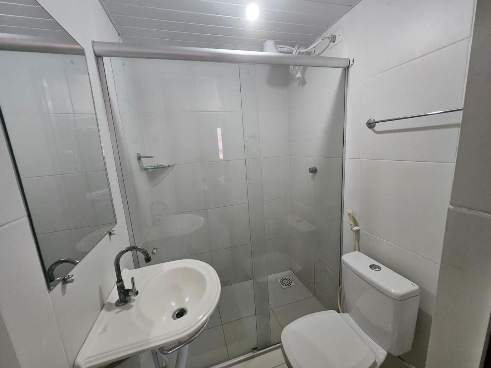 Family Room,1607941256:JPEG