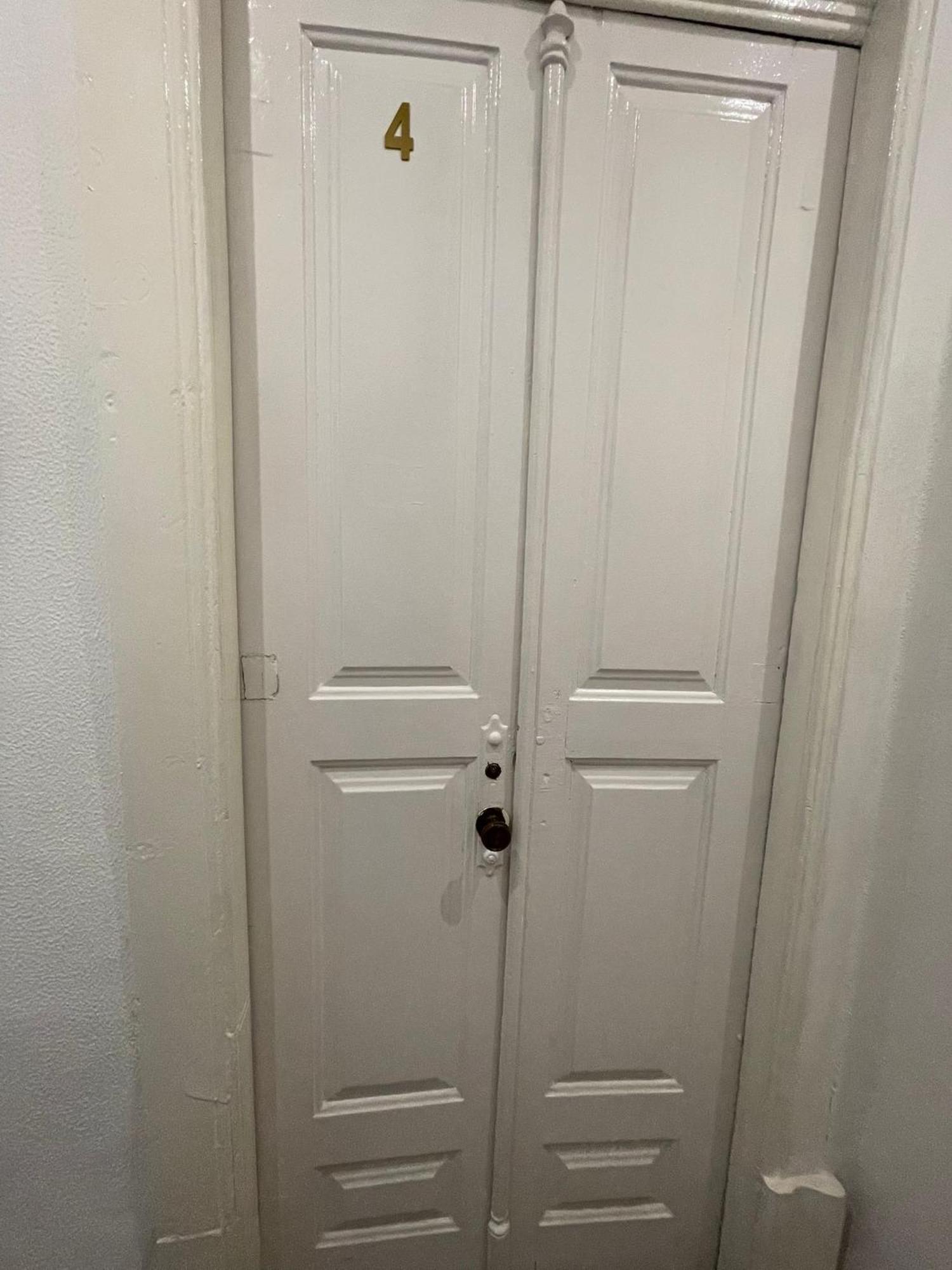 Quarto Duplo com Banheiro Compartilhado