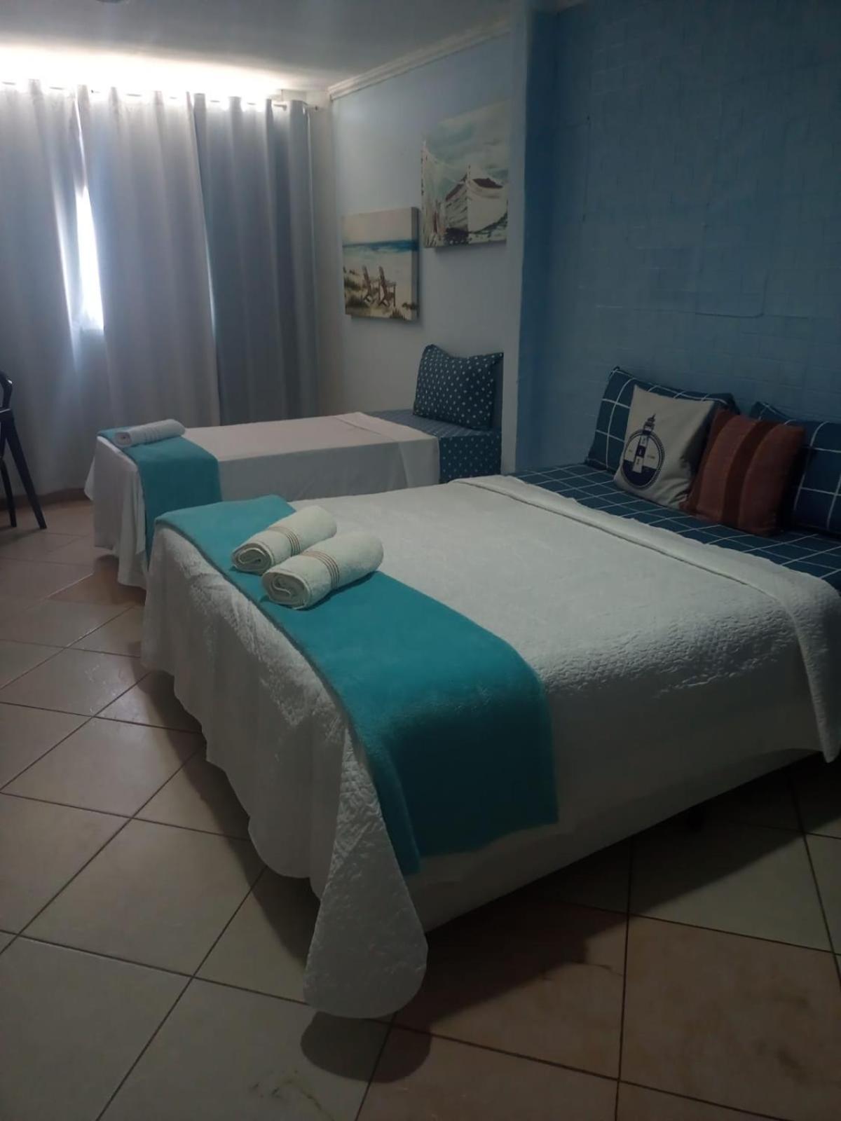 Quarto Duplo