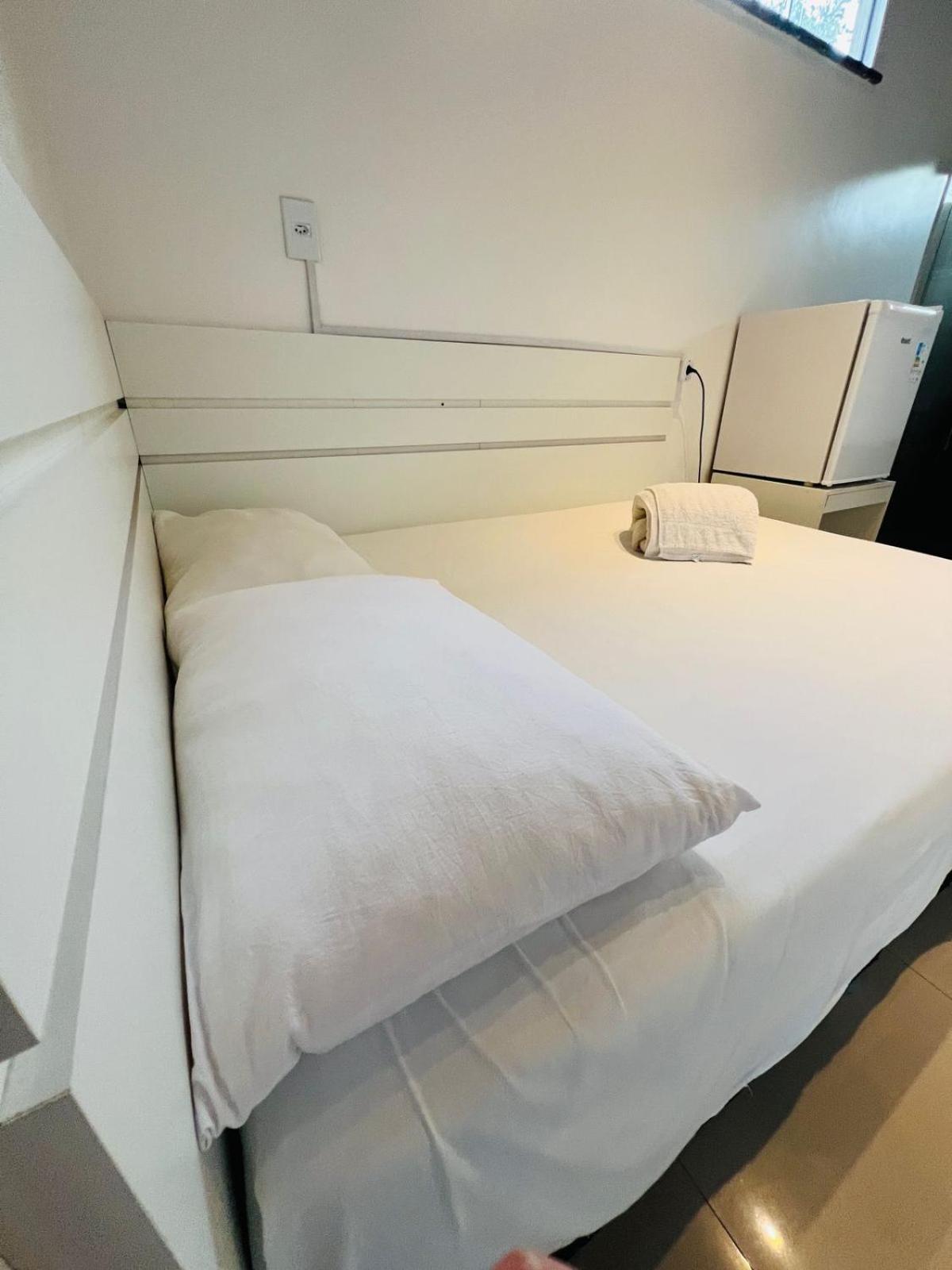 Quarto com 2 Camas de Solteiro