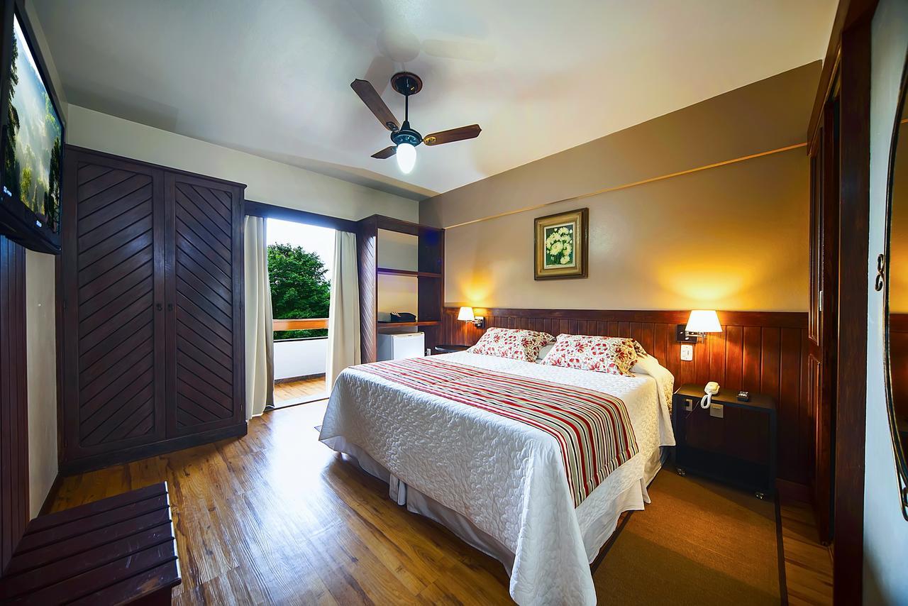 Quarto Duplo