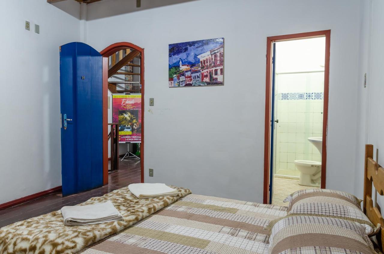 Quarto Duplo com Banheiro Privativo