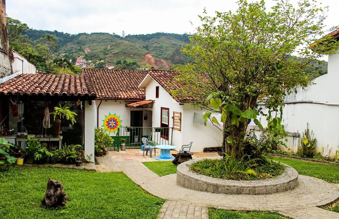 - Casa Pitanga - Acomodação lindíssima pertinho da Igreja do Rosário-1