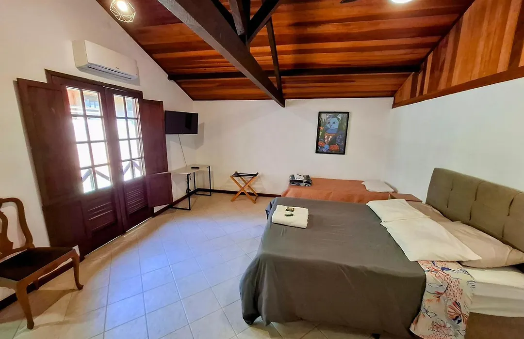 Casa Rosada seu refúgio na serra-1