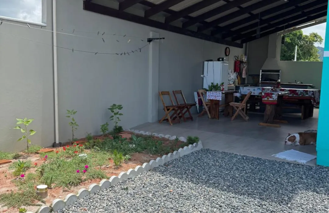 Suite 3- Praia bonita Hospedagem,agora com ar condicionado-1