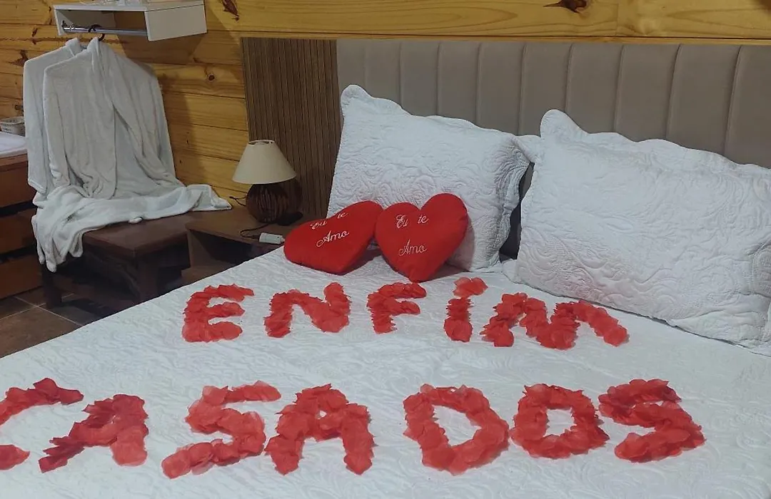 Chale com hidromassagem Casa Papai Noel-1