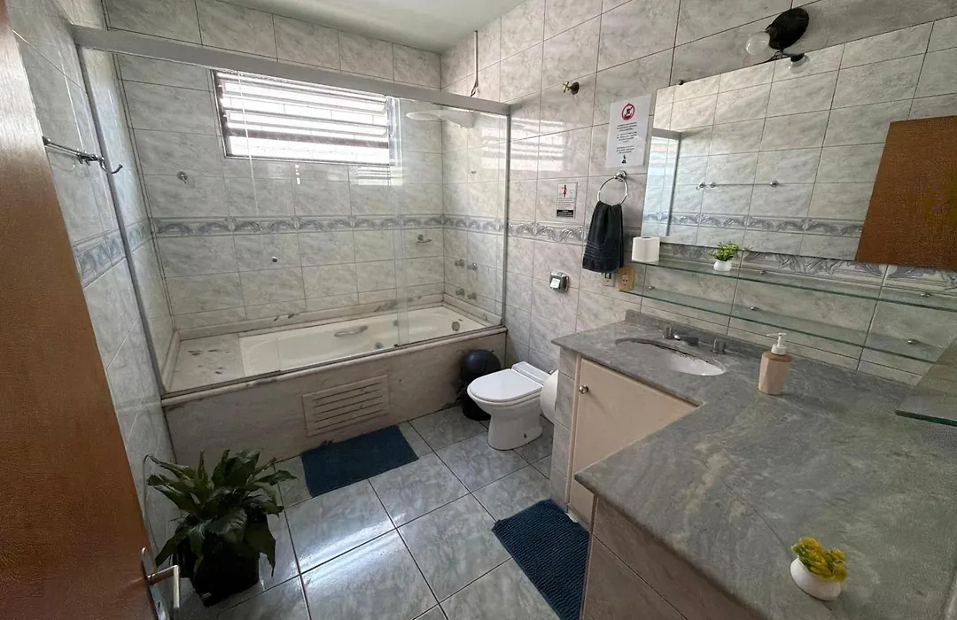Triana Guest House-1