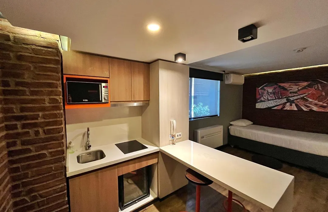 Hostal Boutique Black Cat-1