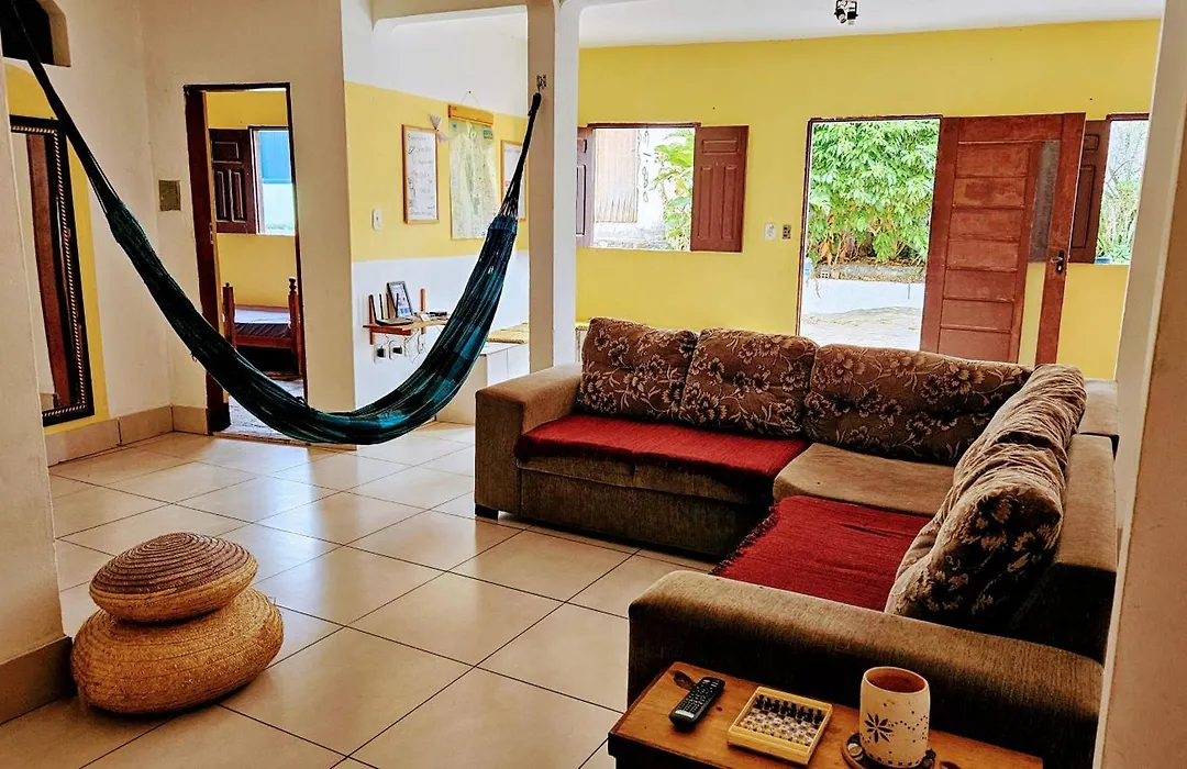 Buena Vibe Hostel-1
