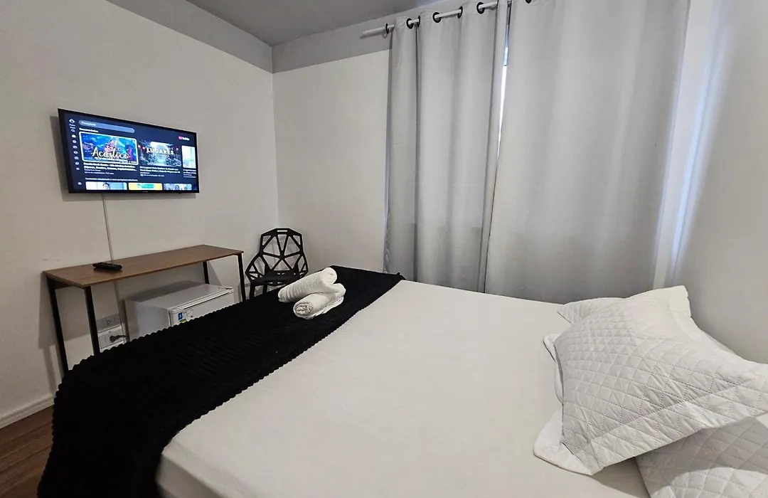 Pousada e Hostel Santiago Morumbi-1