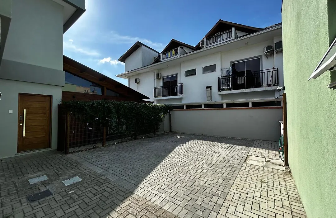Vila Marinho-1