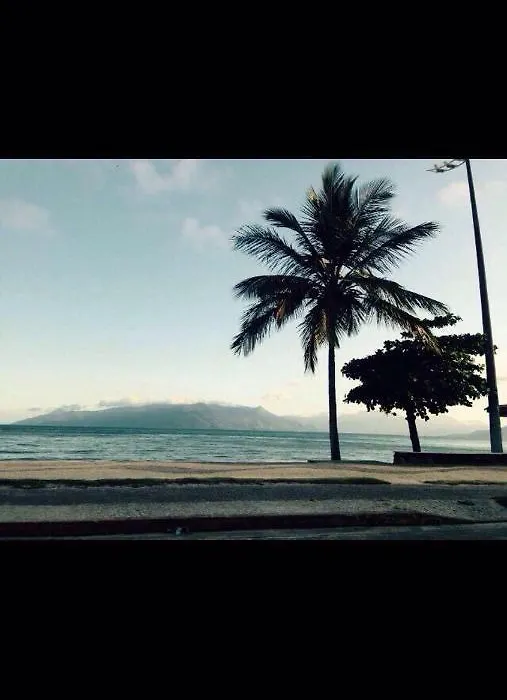 Coqueiros Praia Martin de Sá-1