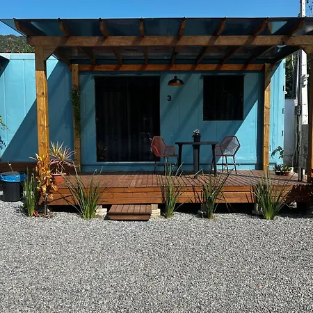 Container Guest House-3