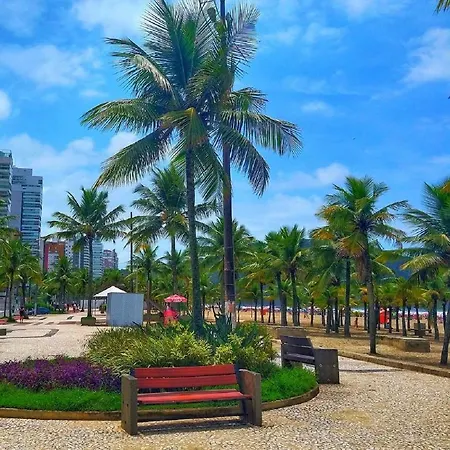 Hospedagem Primeira Quadra da Praia-2
