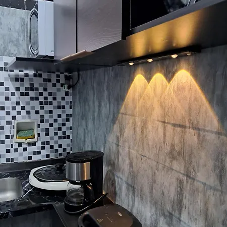 Quarto econômico 25 de agosto-3