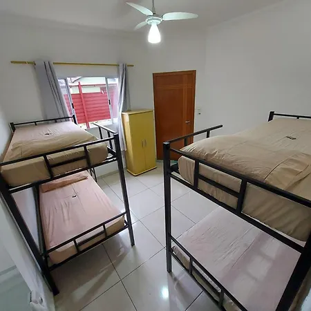 Quartos com Banheiros privativos - Hospedagem Bonfim Taubaté-2