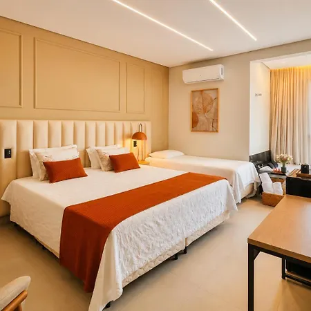 Pousada com piscina, jacuzzi e com vista em Capitólio - Casa Decore-2