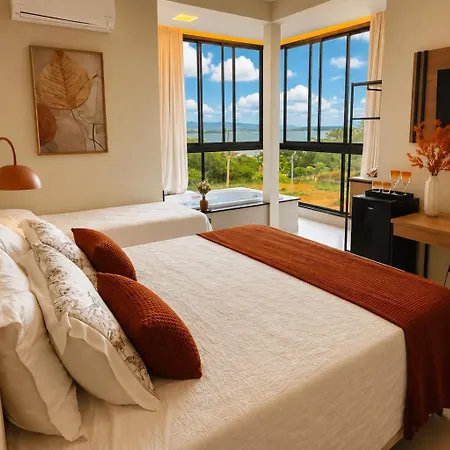 Pousada com piscina, jacuzzi e com vista em Capitólio - Casa Decore-3