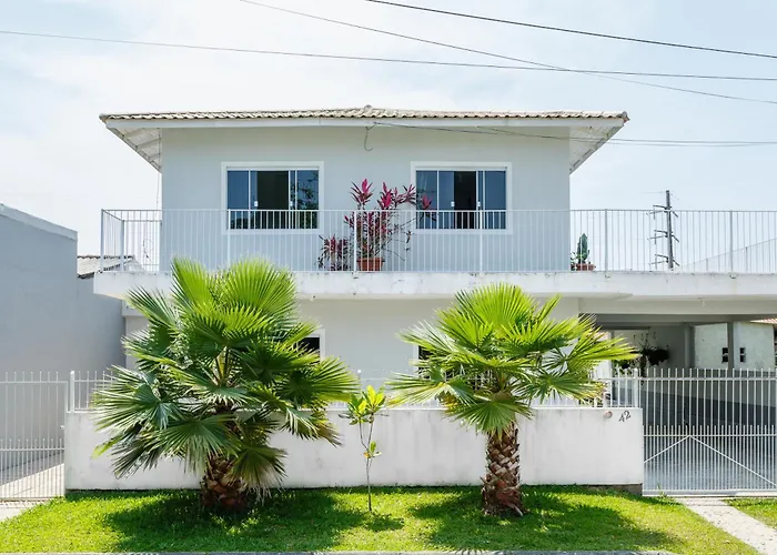 Hospedagem Palhoça