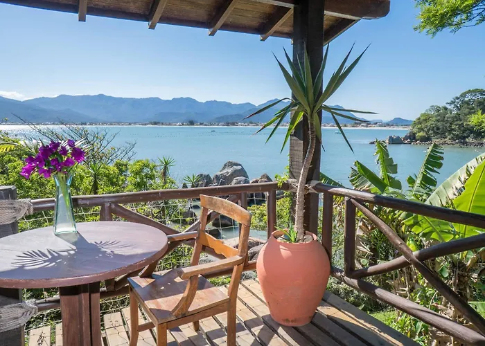 Ilha Do Papagaio - Pousada Exclusiva Hotel Palhoça
