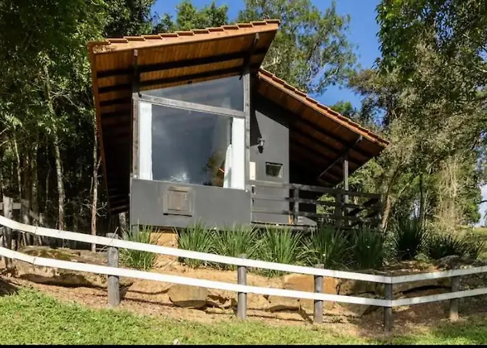 Cabana Sassafrás com Hidromassagem Barracão