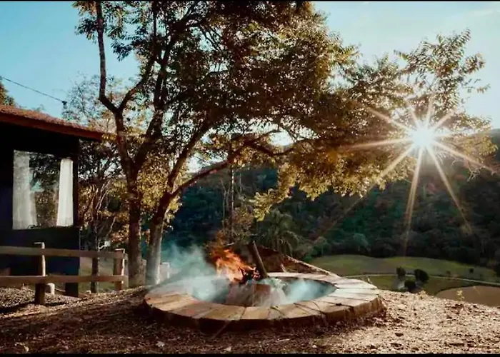 Cabana Sassafrás com Hidromassagem Barracão