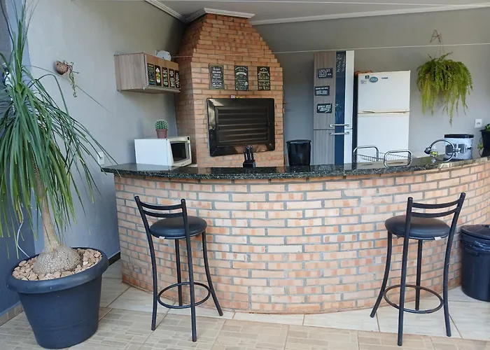 Edicula Com Um Quarto Banheiro E Piscina E Lazer Foz do Iguaçu