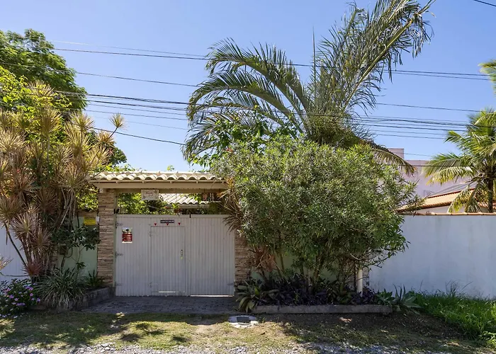Boechat Loft 300m da Praia 3 Quartos Piscina Privativa Churrasqueira Jardim Wi-Fi 252 mpbs e Cozinha Completa - Indicado para Casais Itaipuaçu