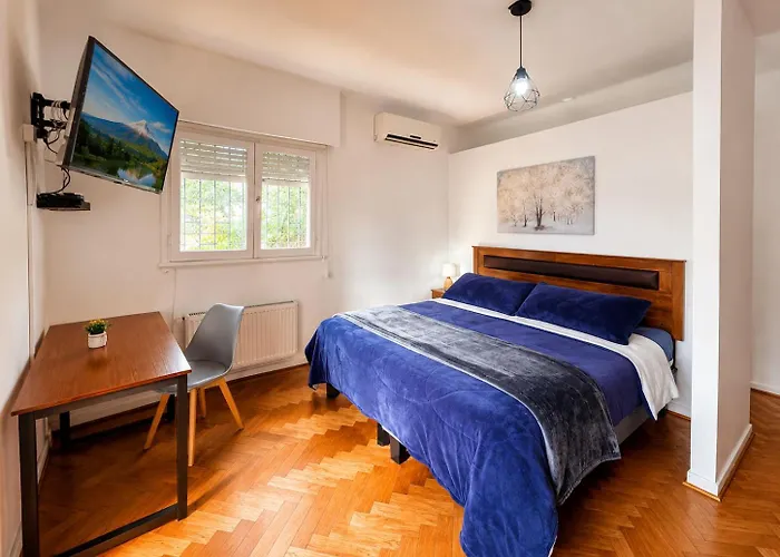 Maktvb Europa - Hostal Boutique Santiago