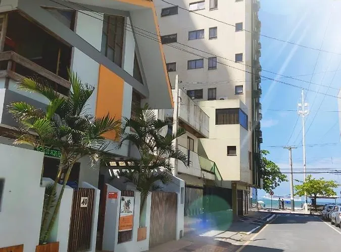 Pousada Cancoq - 20 Metros Da Praia Balneário Camboriú